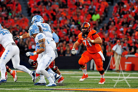 NCAA FOOTBALL: SEP 10 North Carolina at Illinois