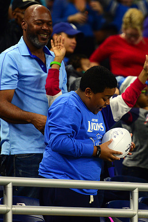 NFL: OCT 16 Rams at Lions