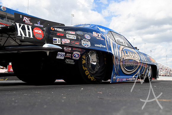 AUTO: APR 26 NHRA American Rebel Light 4-Wide Nationals
