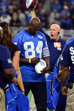 NFL: OCT 16 Rams at Lions