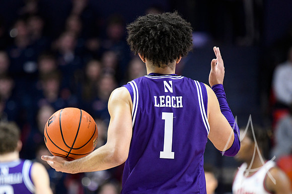 COLLEGE BASKETBALL: JAN 26 Northwestern at Illinois