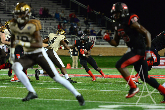 NCAA FOOTBALL: NOV 01 Western Michigan at Ball State