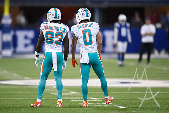 NFL: OCT 20 Dolphins at Colts