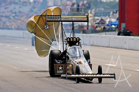 AUTO: SEP 25 NHRA - AAA Insurance Midwest Nationals