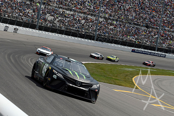 AUTO: JUN 05 NASCAR Cup Series Enjoy Illinois 300 Presented by TicketSmarter