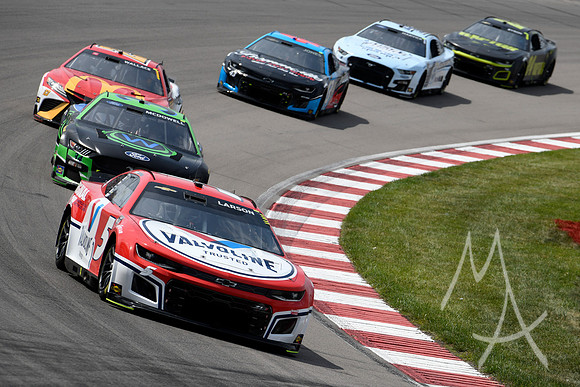 AUTO: JUN 05 NASCAR Cup Series Enjoy Illinois 300 Presented by TicketSmarter