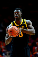 NCAA BASKETBALL: NOV 21 Winthrop at Illinois