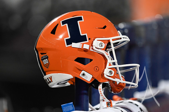 COLLEGE FOOTBALL: AUG 29 Eastern Illinois at Illinois