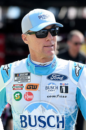 AUTO: JUN 04 NASCAR Cup Series Enjoy Illinois 300 Presented by TicketSmarter