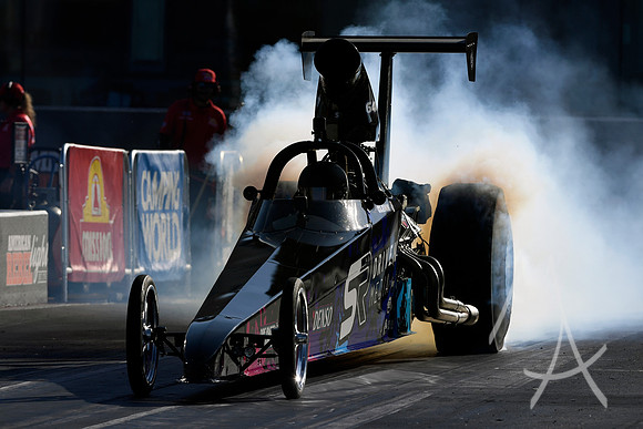 AUTO: APR 26 NHRA American Rebel Light 4-Wide Nationals
