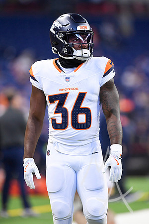 NFL: AUG 11 Preseason Broncos at Colts