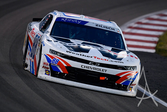 AUTO: SEP 06 NASCAR Xfinity Series Nu Way 200 Sauced by Blues Hog