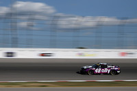 AUTO: SEP 06 NASCAR Cup Series Enjoy Illinois 300