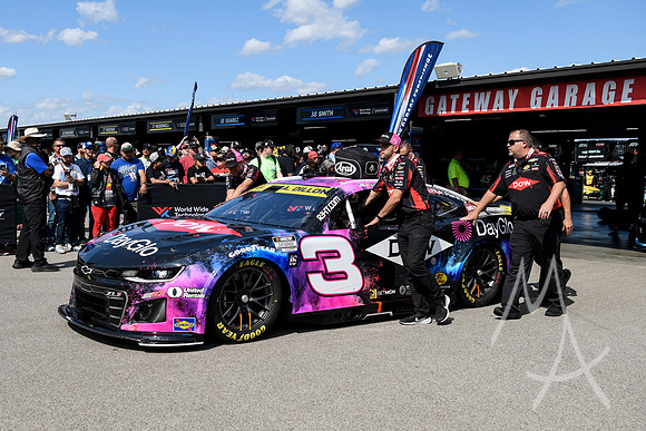 AUTO: SEP 06 NASCAR Cup Series Enjoy Illinois 300