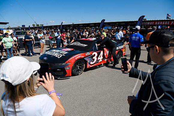 AUTO: SEP 07 NASCAR Cup Series Enjoy Illinois 300