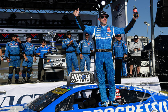 AUTO: SEP 07 NASCAR Cup Series Enjoy Illinois 300