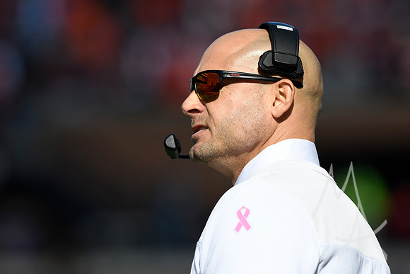 COLLEGE FOOTBALL: OCT 15 Minnesota at Illinois