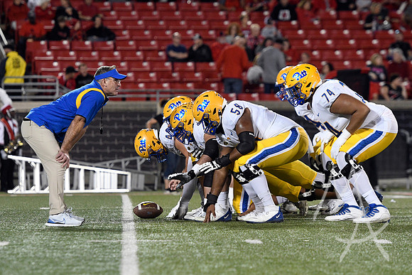 COLLEGE FOOTBALL: OCT 22 Pitt at Louisville