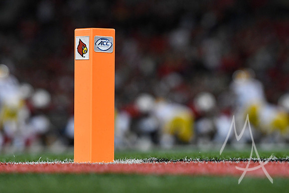 COLLEGE FOOTBALL: OCT 22 Pitt at Louisville
