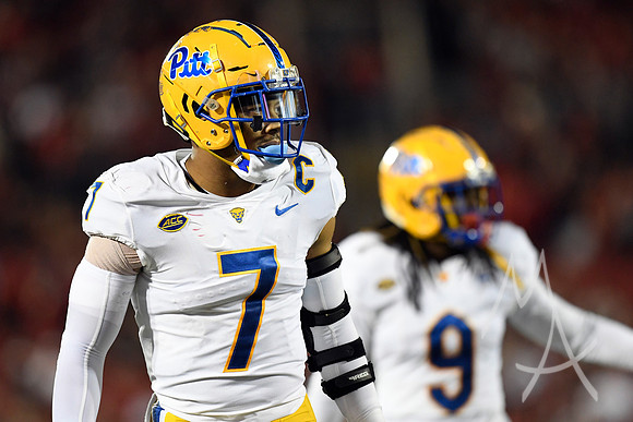 COLLEGE FOOTBALL: OCT 22 Pitt at Louisville