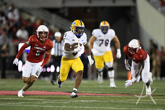 COLLEGE FOOTBALL: OCT 22 Pitt at Louisville
