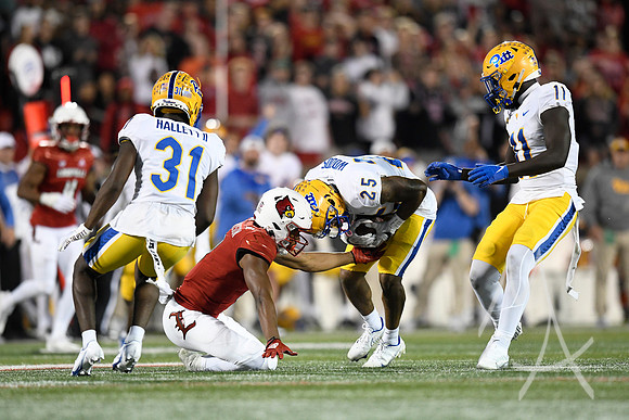 COLLEGE FOOTBALL: OCT 22 Pitt at Louisville