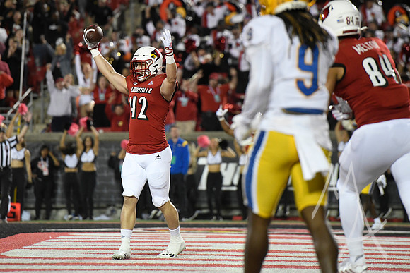 COLLEGE FOOTBALL: OCT 22 Pitt at Louisville