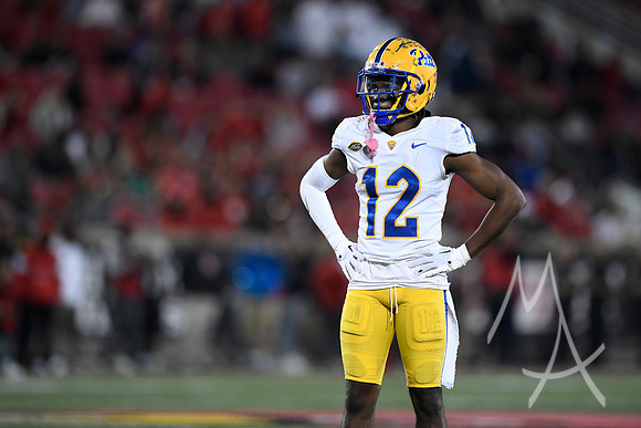 COLLEGE FOOTBALL: OCT 22 Pitt at Louisville