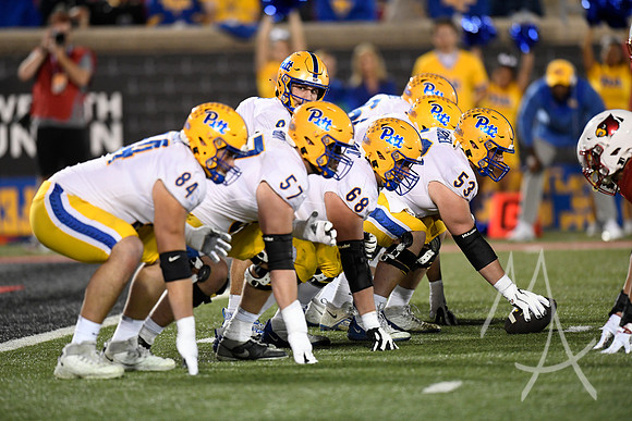 COLLEGE FOOTBALL: OCT 22 Pitt at Louisville