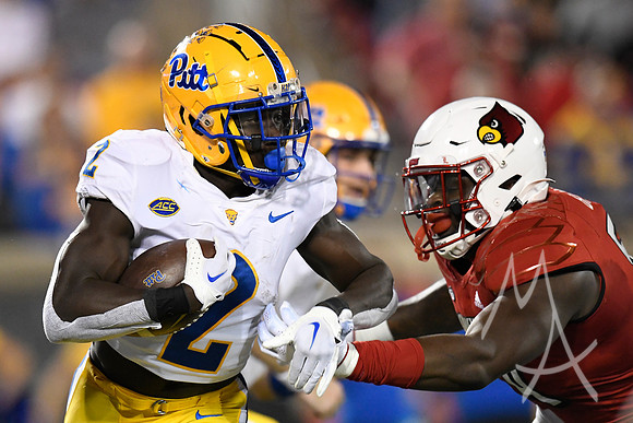 COLLEGE FOOTBALL: OCT 22 Pitt at Louisville