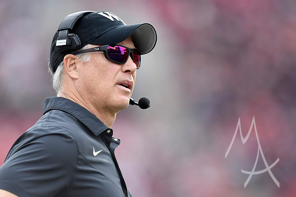 COLLEGE FOOTBALL: OCT 29 Wake Forest at Louisville