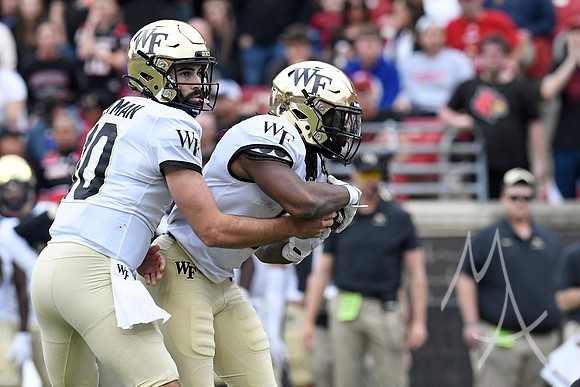 COLLEGE FOOTBALL: OCT 29 Wake Forest at Louisville