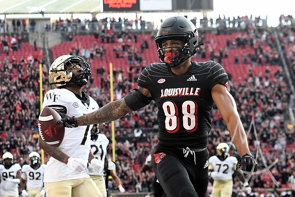 COLLEGE FOOTBALL: OCT 29 Wake Forest at Louisville