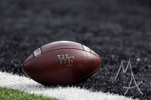 COLLEGE FOOTBALL: OCT 29 Wake Forest at Louisville