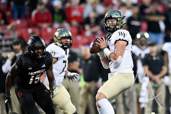 COLLEGE FOOTBALL: OCT 29 Wake Forest at Louisville