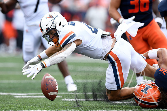 COLLEGE FOOTBALL: SEP 10 Virginia at Illinois