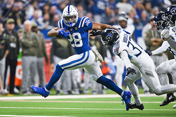 NFL: OCT 26 Titans at Colts