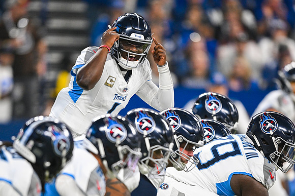 NFL: OCT 26 Titans at Colts