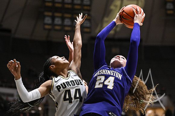 COLLEGE BASKETBALL: JAN 11 Women's Washington at Purdue