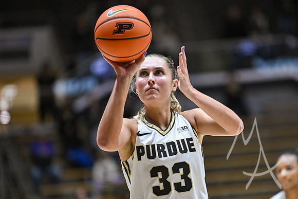 COLLEGE BASKETBALL: JAN 11 Women's Washington at Purdue