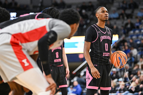 COLLEGE BASKETBALL: JAN 14 Illinois State at Indiana State