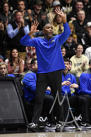 COLLEGE BASKETBALL: DEC 07 Hofstra at Purdue