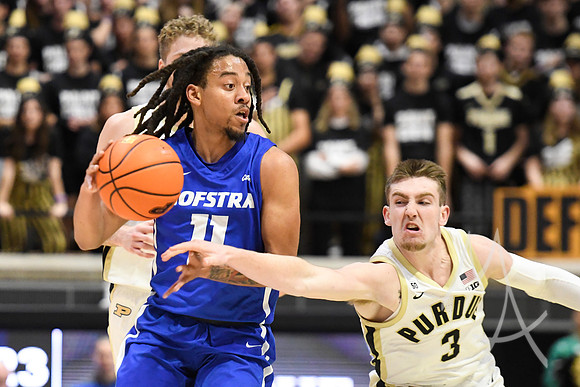 COLLEGE BASKETBALL: DEC 07 Hofstra at Purdue