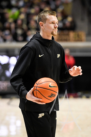 COLLEGE BASKETBALL: DEC 07 Hofstra at Purdue
