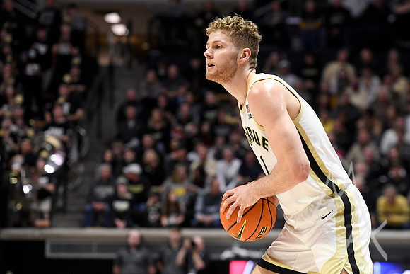 COLLEGE BASKETBALL: DEC 07 Hofstra at Purdue