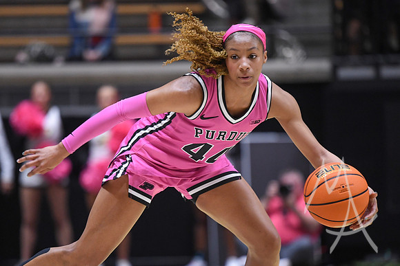 COLLEGE BASKETBALL: FEB 19 Women's Iowa at Purdue