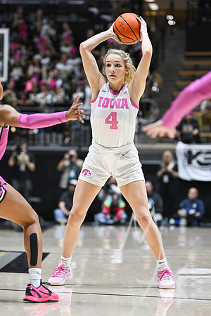 COLLEGE BASKETBALL: FEB 19 Women's Iowa at Purdue