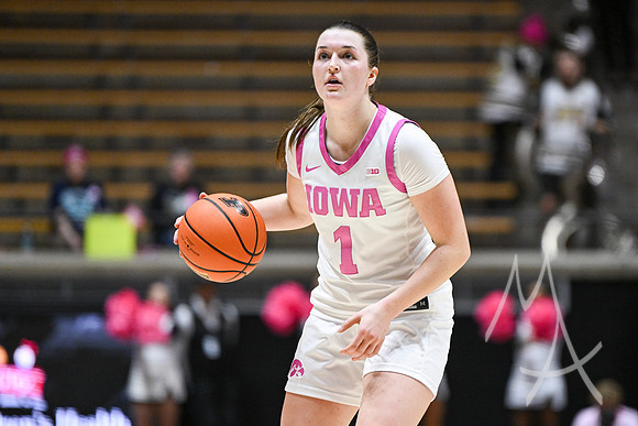 COLLEGE BASKETBALL: FEB 19 Women's Iowa at Purdue