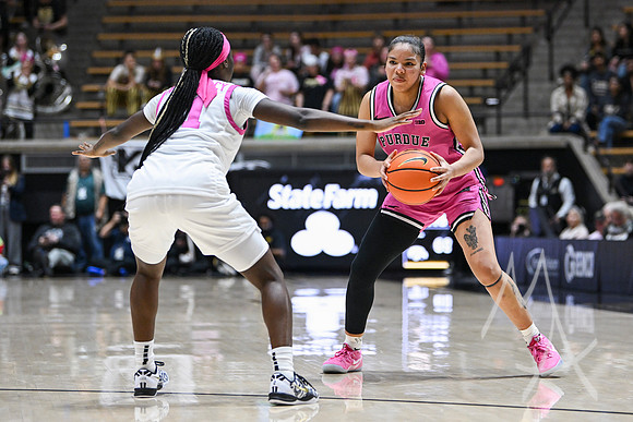 COLLEGE BASKETBALL: FEB 19 Women's Iowa at Purdue