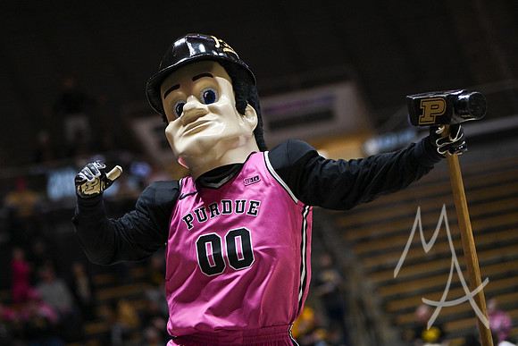 COLLEGE BASKETBALL: FEB 19 Women's Iowa at Purdue